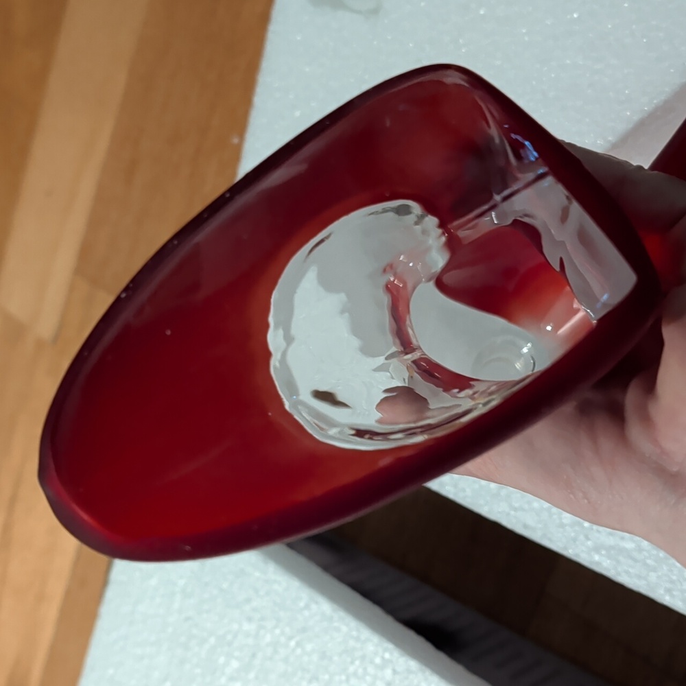 Godinger Red High Heel Decanter - Picture 5 of 6